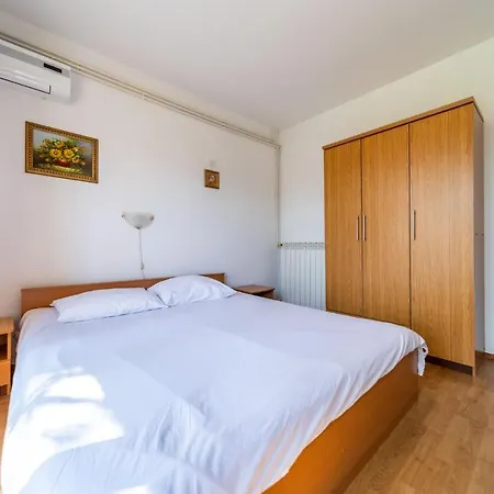 Apartment Bozica *